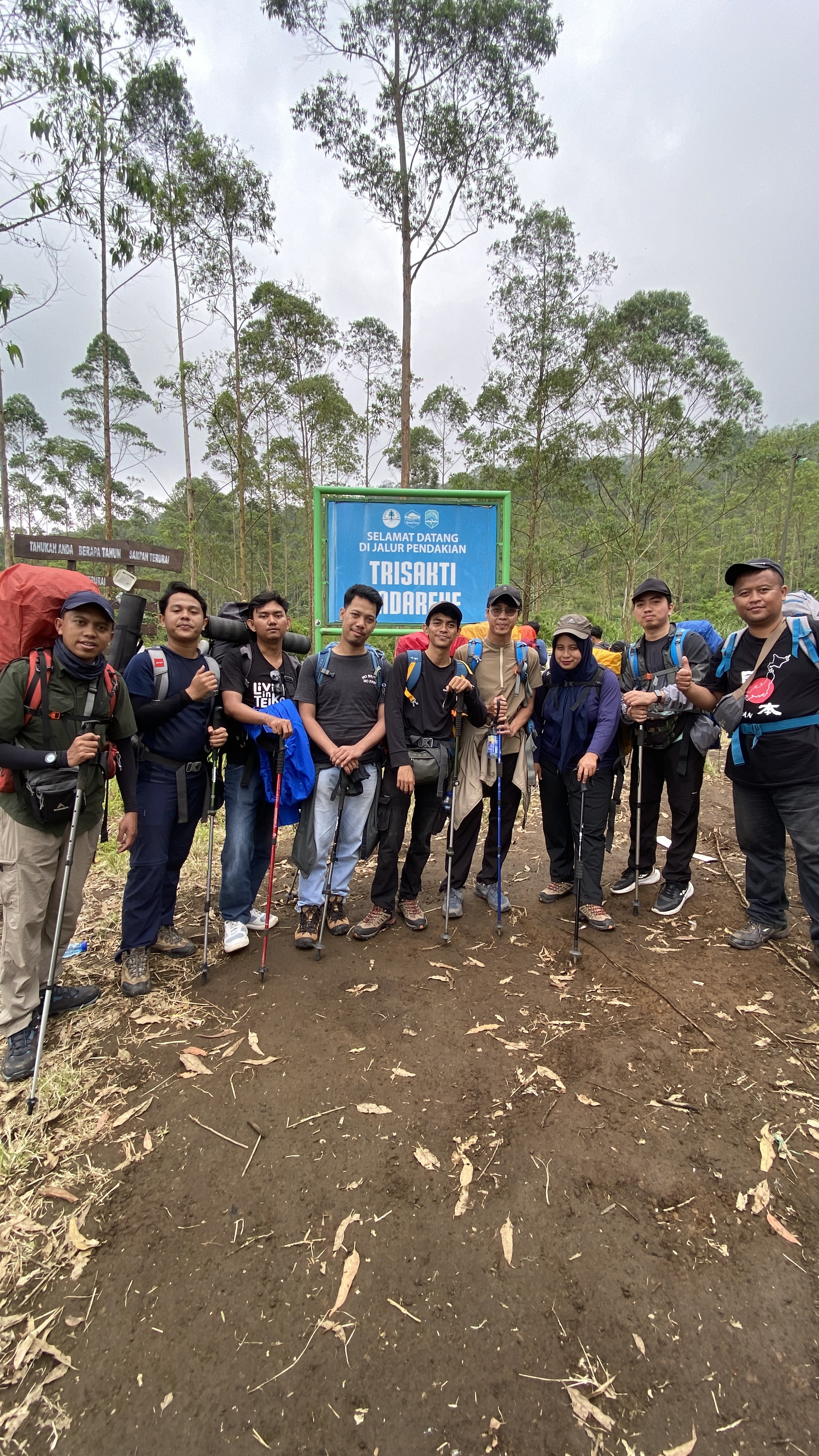 Gerbang Trisakti Sadarehe, pintu masuk rimba